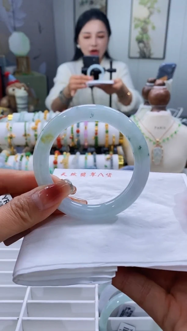 未镶嵌手镯翡翠109号 圆条53.9/9.2*9.5 D