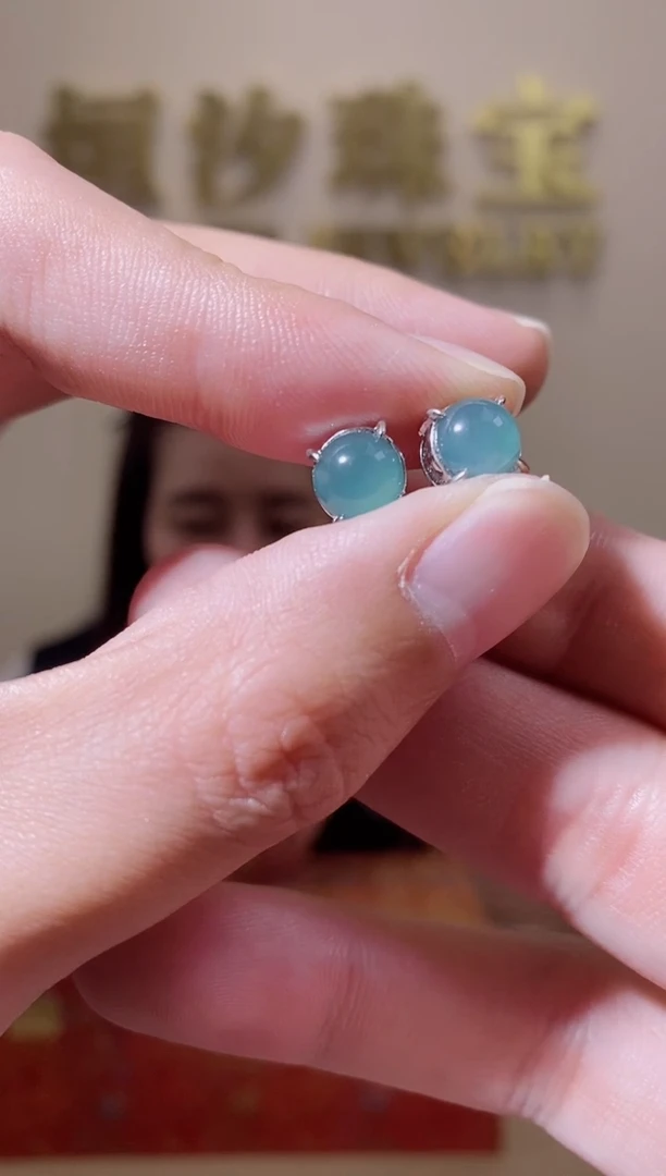 【闪购商品】翡翠耳饰银S925镶嵌天然A货翡翠耳钉