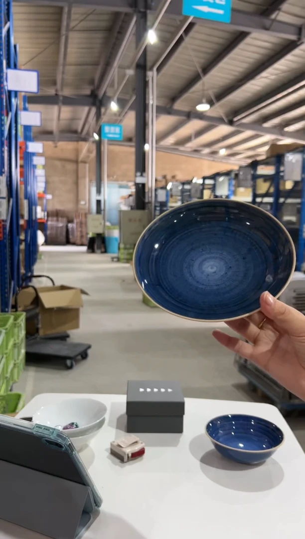 藍の器 軽量5.5号皿藍の器 軽量5.5号皿