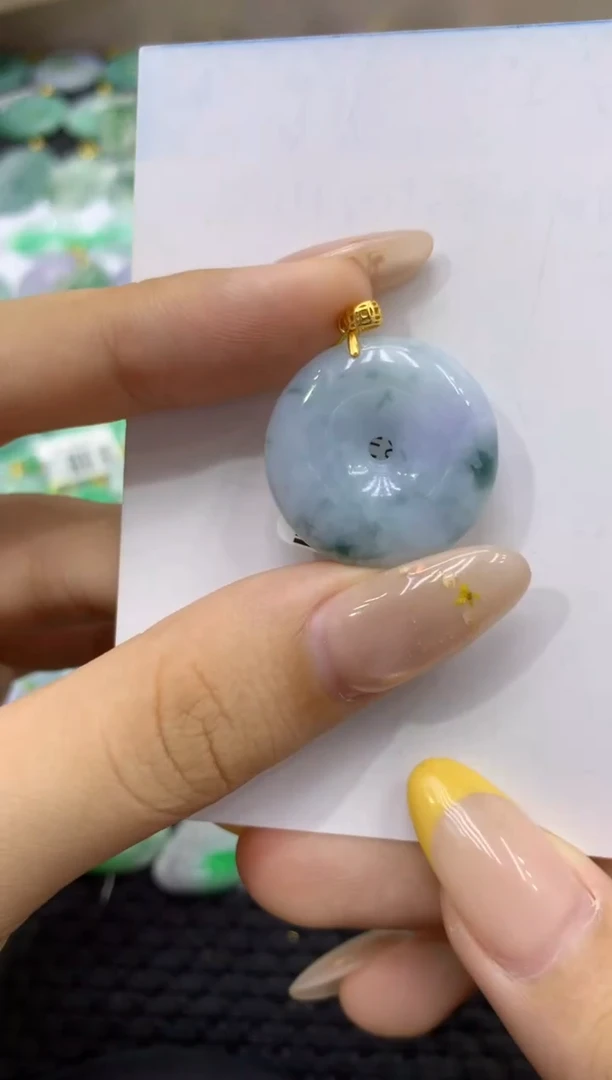 颈饰未镶嵌翡翠天然缅甸翡翠A货