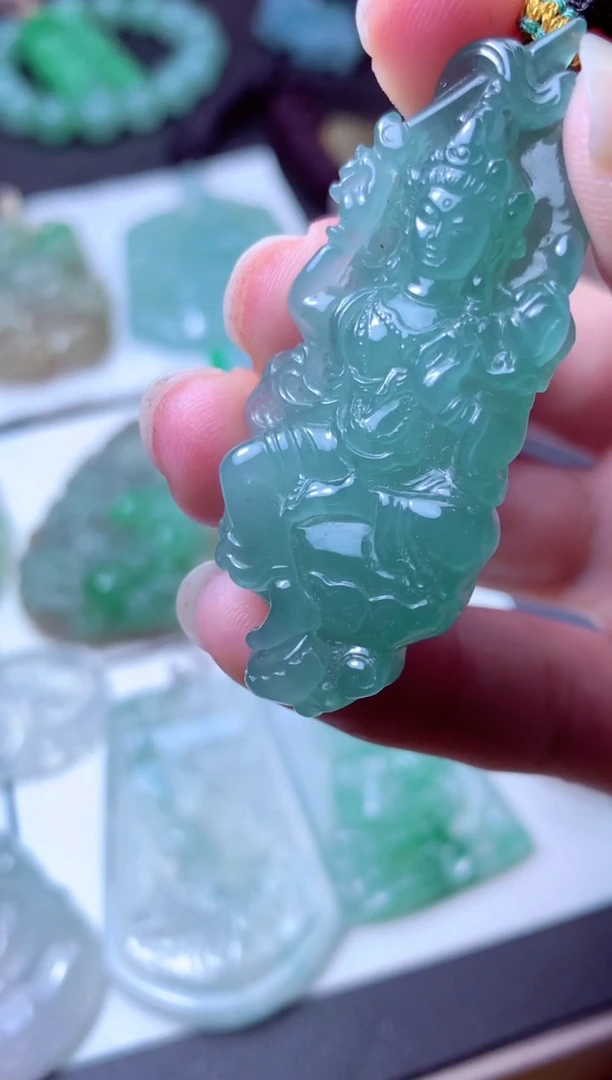 颈饰未镶嵌翡翠天然A货翡翠