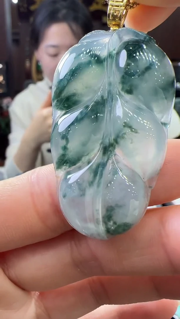 【闪购商品】翡翠挂件18K金镶嵌叶子不含链