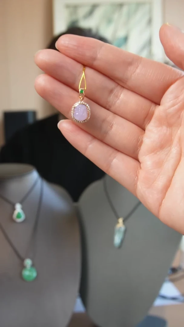 【闪购商品】翡翠颈饰18K金镶嵌天然缅甸翡翠吊坠