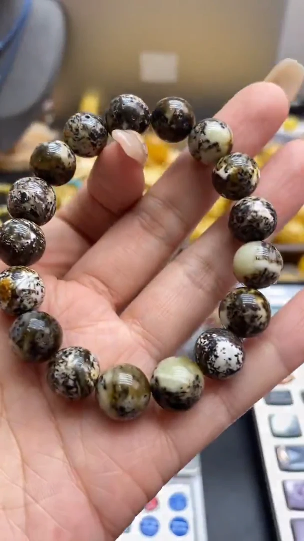 琥珀未镶嵌珠宝奇石1105