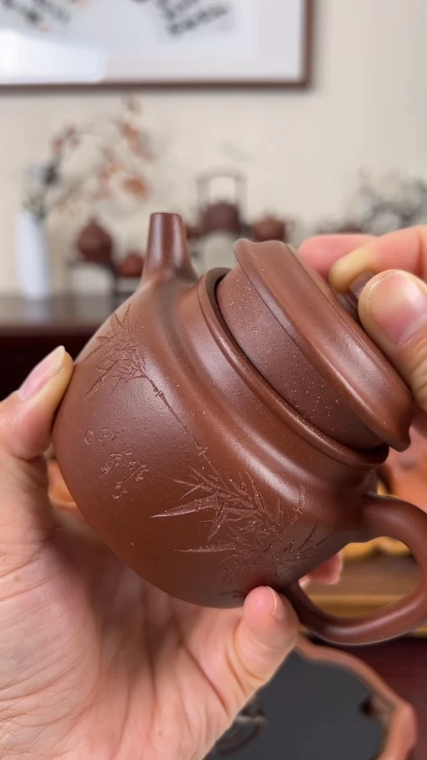 【闪购商品】紫砂茶壶紫泥竹刻德钟壶220CC