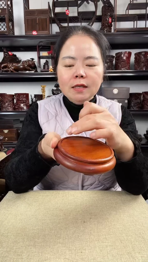 木黄新圆老李红木工艺品