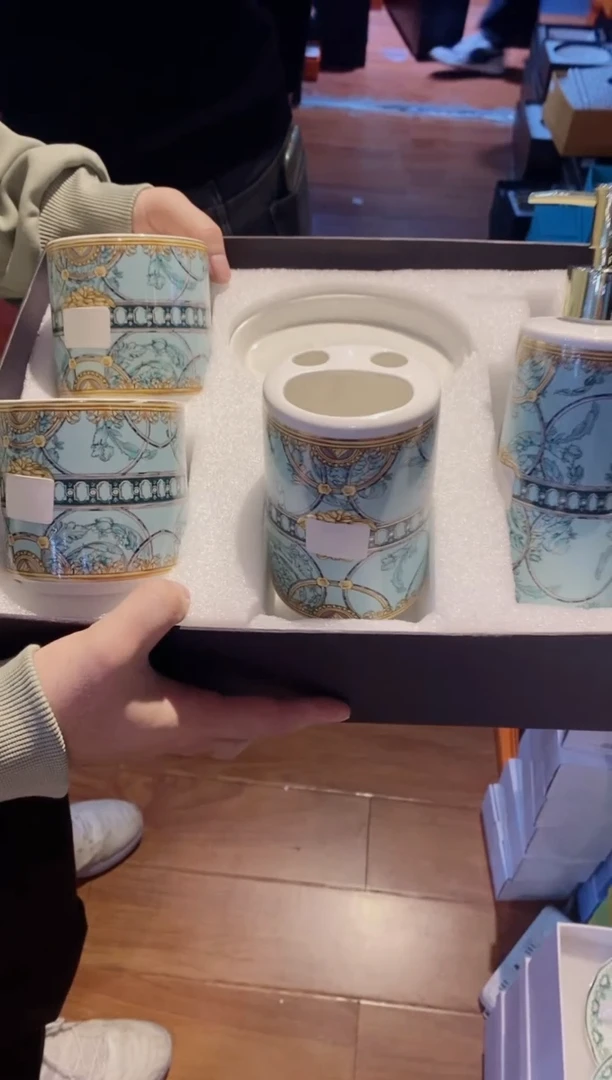 【闪购商品】杯全场正品，京东包邮