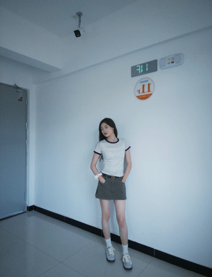 美式复古牛仔半身裙女2025新款夏季a字裙子包臀高腰显瘦短裙小众