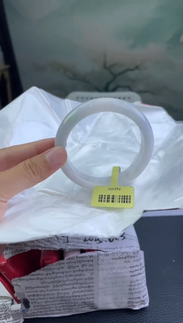 翡翠手镯未镶嵌17翡翠手镯