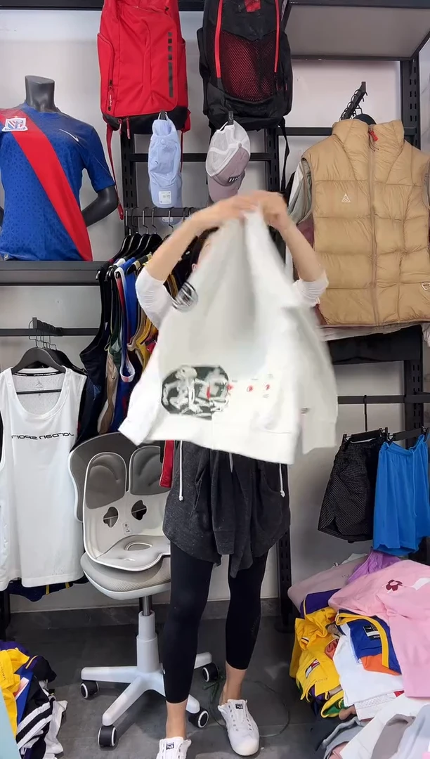 250编码 瑕疵款直播间过款为准 尺码