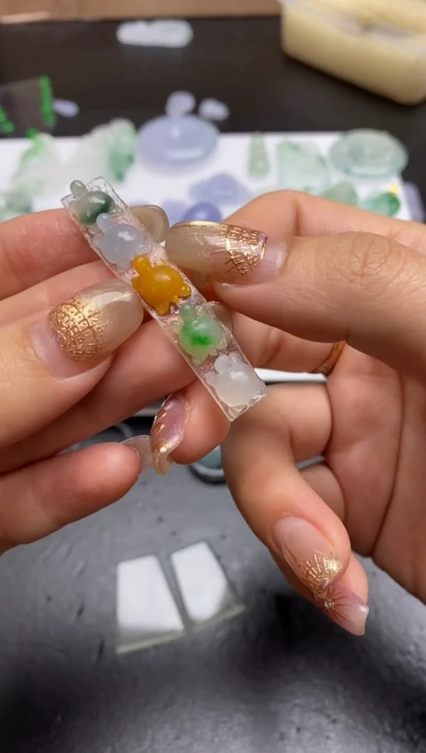 【闪购商品】定制翡翠未镶嵌翡翠毛货~