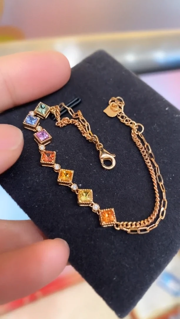 【闪购商品】彩色蓝宝石手饰18K金镶嵌彩宝手链