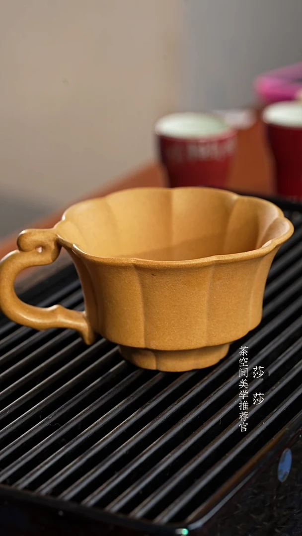 【闪购商品】黄色筋纹杯黄色筋纹杯