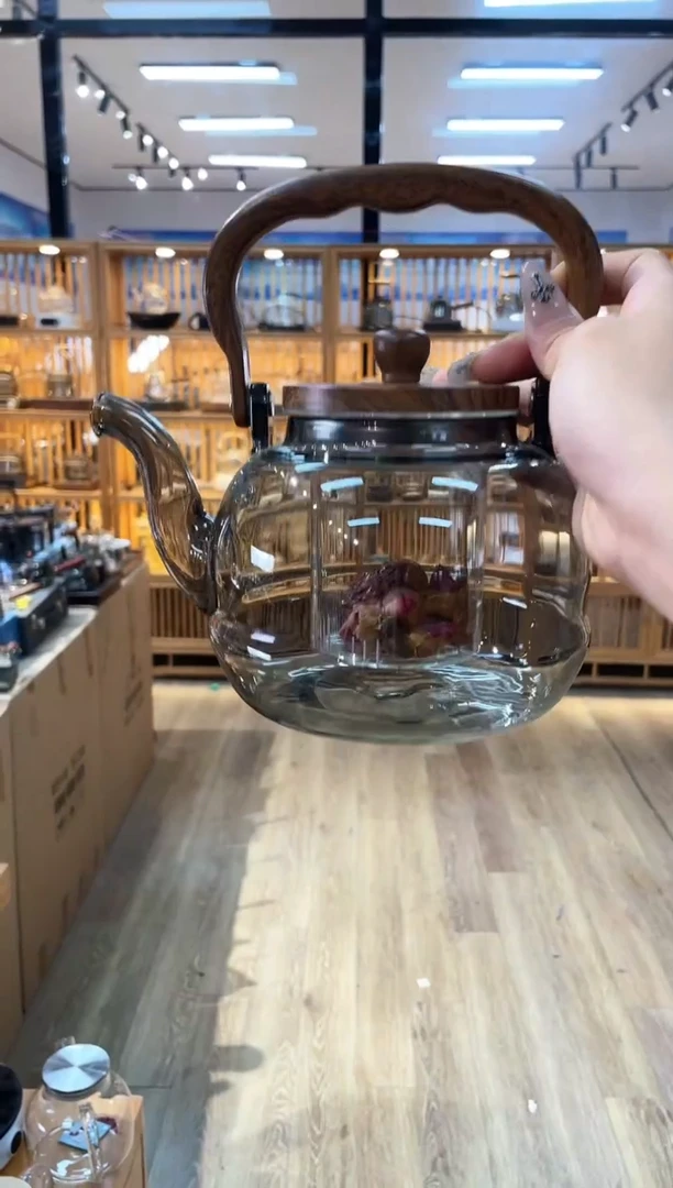 烟灰色福禄壶一个