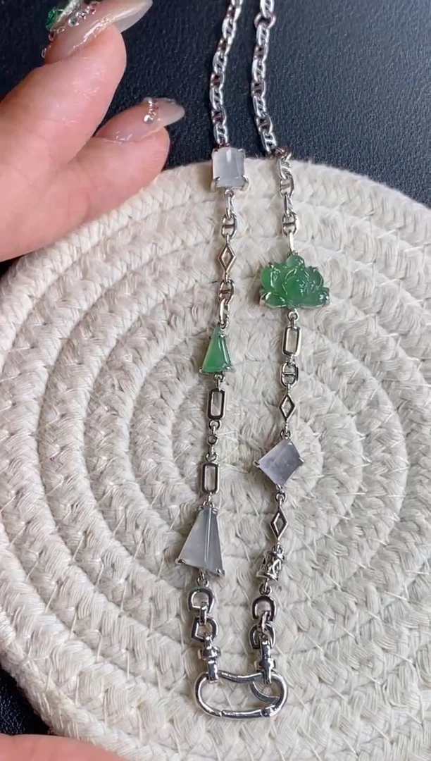 颈饰银S925镶嵌翡翠净货16926