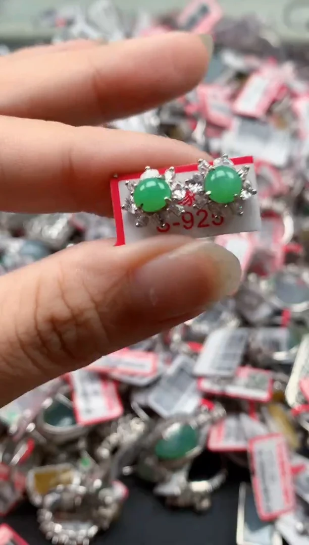 银S925镶嵌戒指翡翠天然A货缅甸翡翠