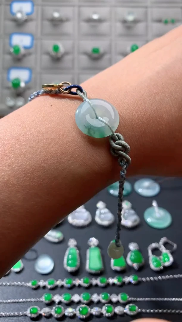 未镶嵌手绳翡翠手绳