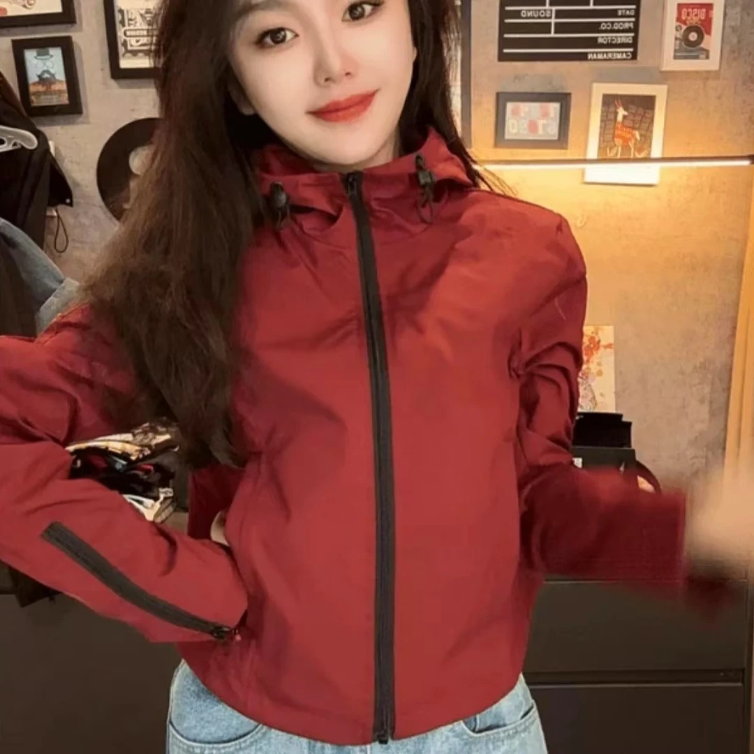 2025春季休闲时尚短款连帽工装宽松显瘦冲锋衣户外夹克上衣外套