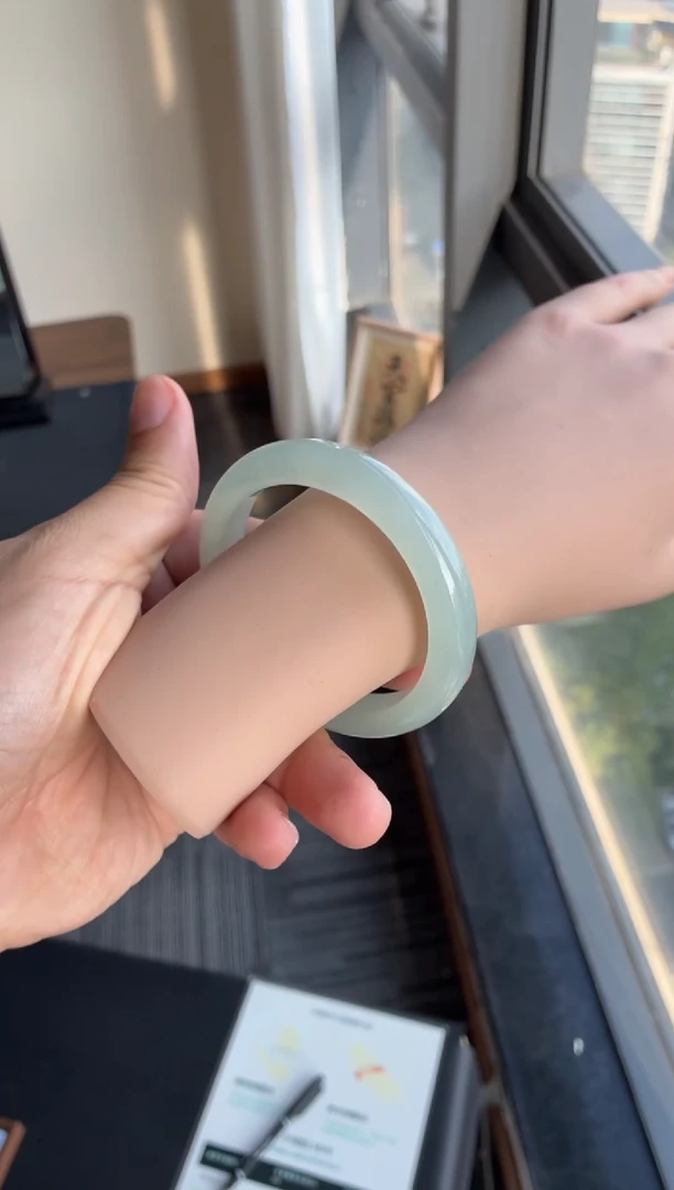 未镶嵌手镯翡翠43号57.2*11.8*8.4正圈