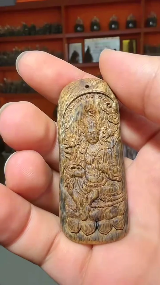 沉香吊坠a34号牌子多样性发一