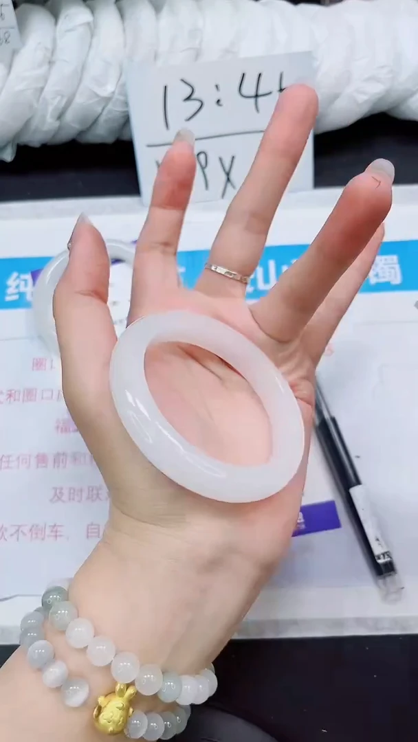 【闪购商品】石英质玉手镯未镶嵌S48-58/59