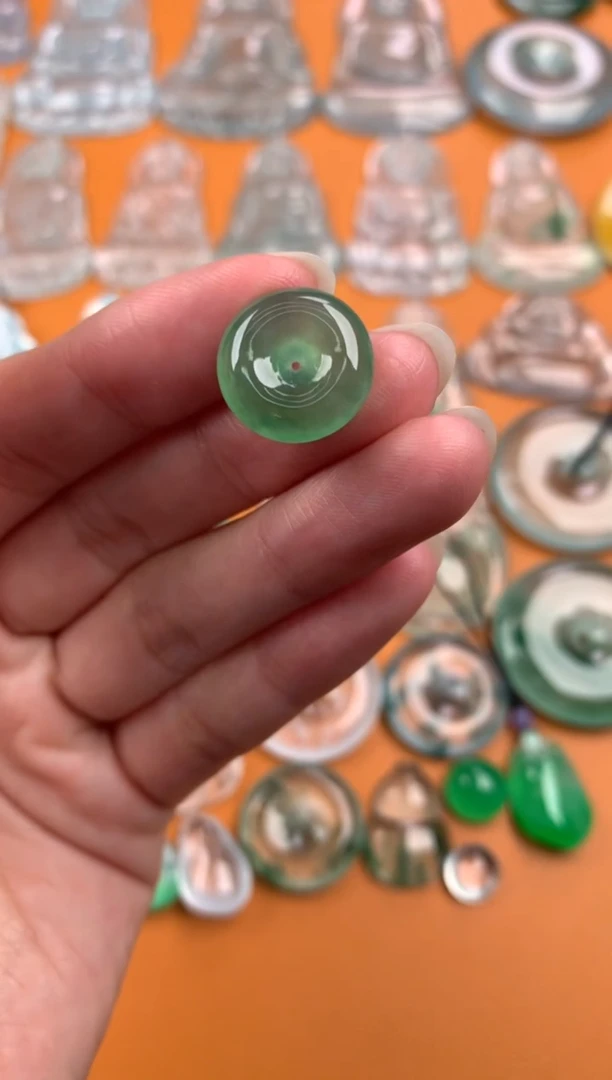 【闪购商品】翡翠颈饰未镶嵌14.6-4.9