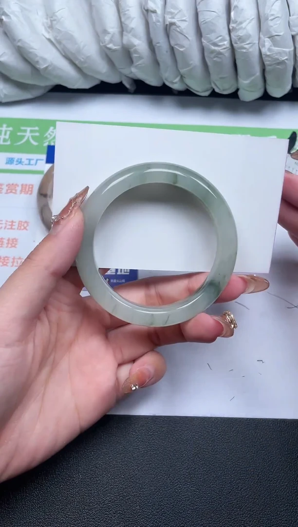 【闪购商品】石英质玉手镯未镶嵌93-53-1