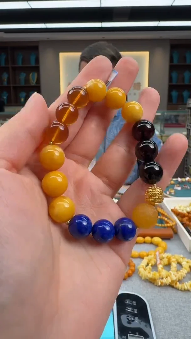 【闪购商品】琥珀手串未镶嵌序列号068