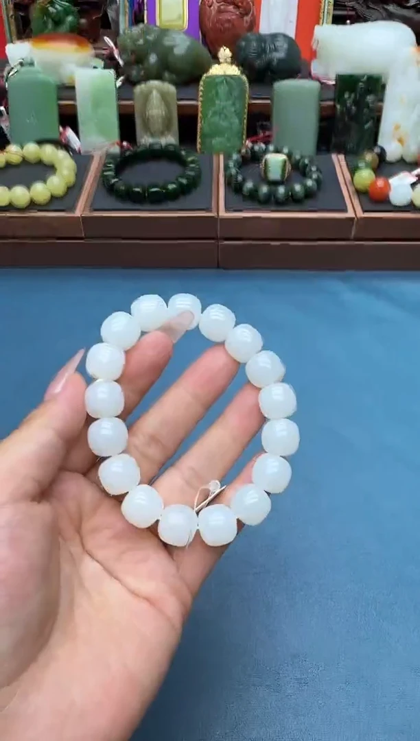 手串未镶嵌和田玉hs13