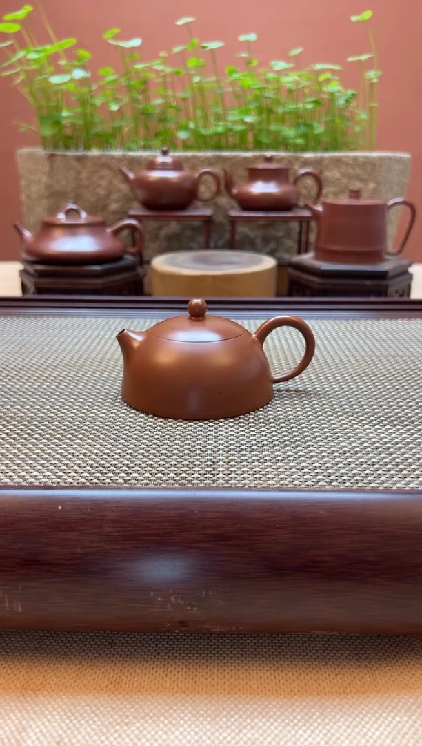 茶壶紫砂半月壶 纯手工朱泥超薄胎