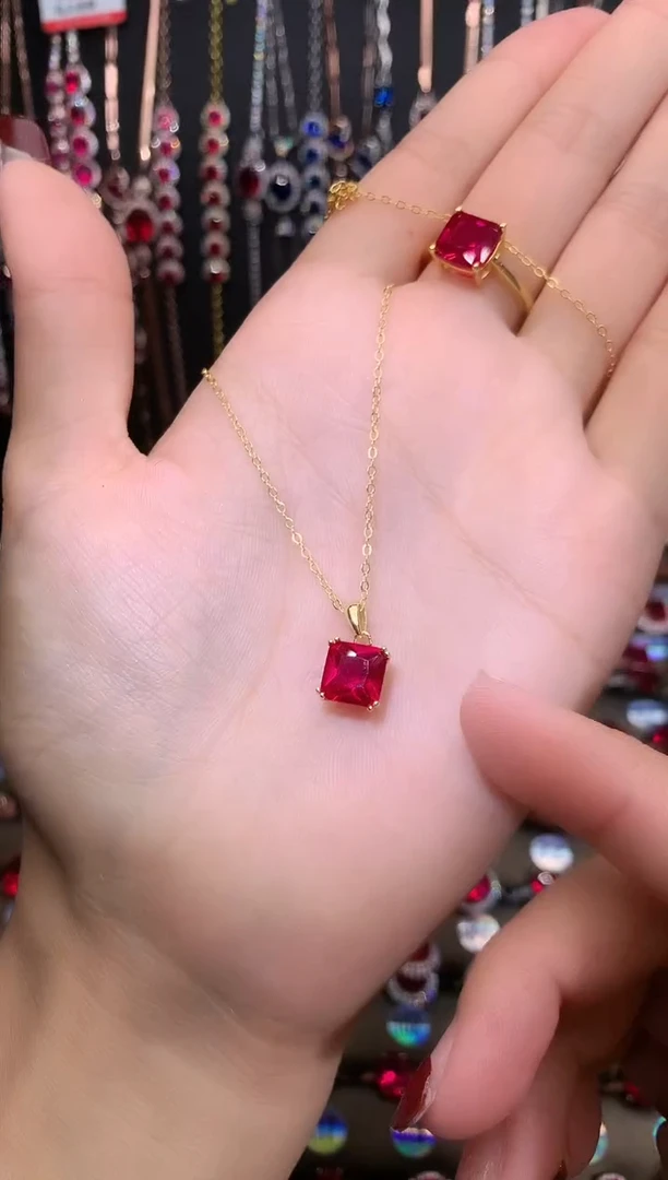 【闪购商品】红宝石吊坠(赠链)银S925镶嵌金色