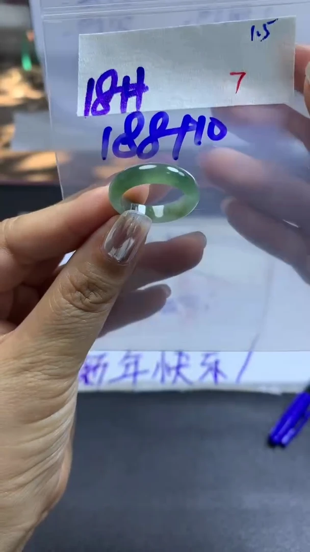 未镶嵌定制翡翠毛货需精细抛光拍一发一