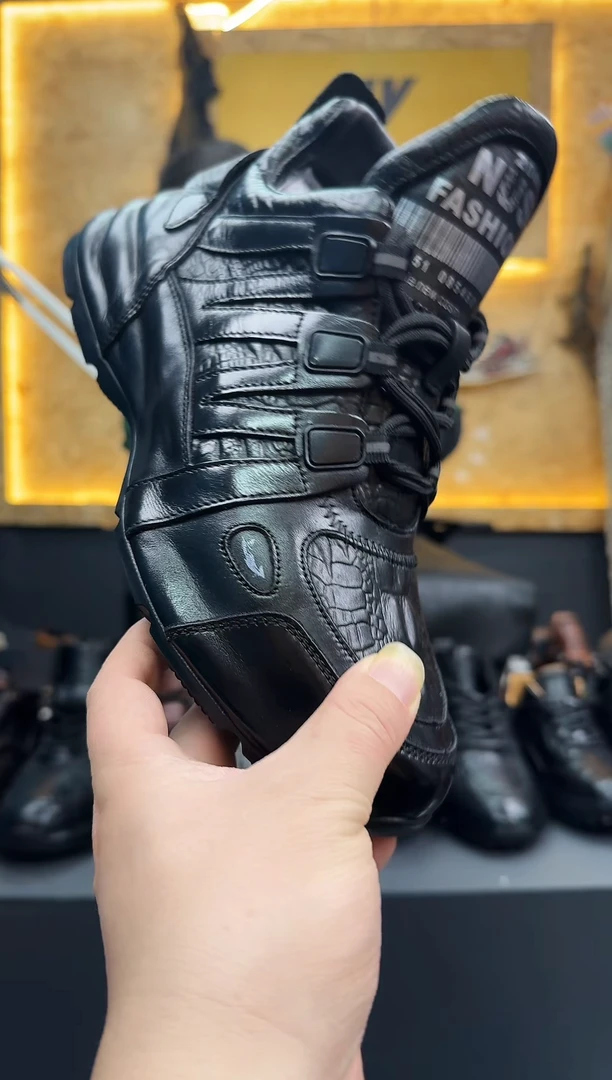 磨砂皮（牛皮）38码黑色918