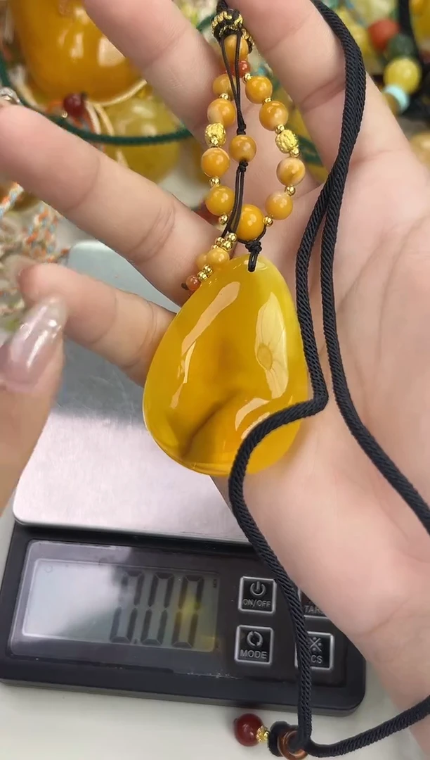 裸石琥珀未镶嵌天然琥珀蜜蜡吊坠