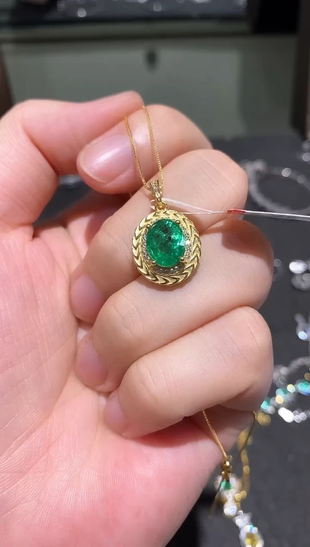 颈饰银S925镶嵌祖母绿吊坠