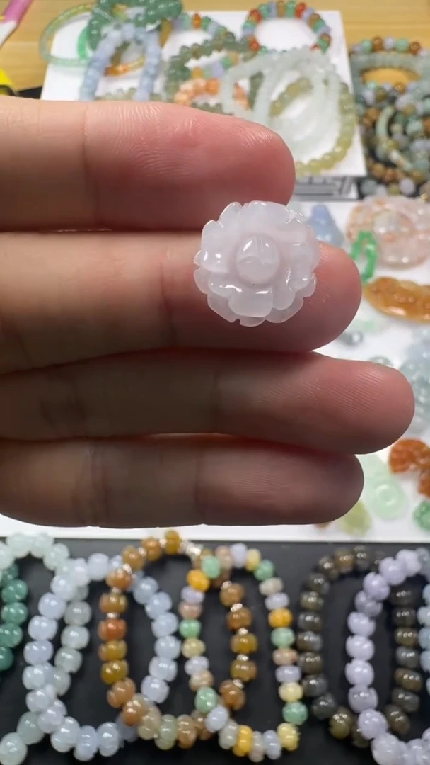 颈饰未镶嵌翡翠【闪购商品】 天然翡翠