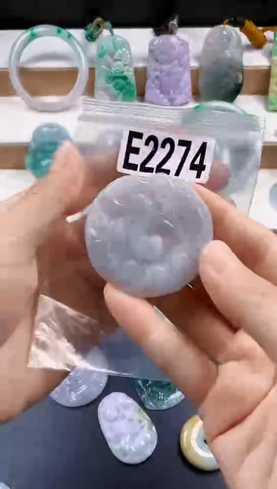 颈饰未镶嵌翡翠天然翡翠吊坠挂件