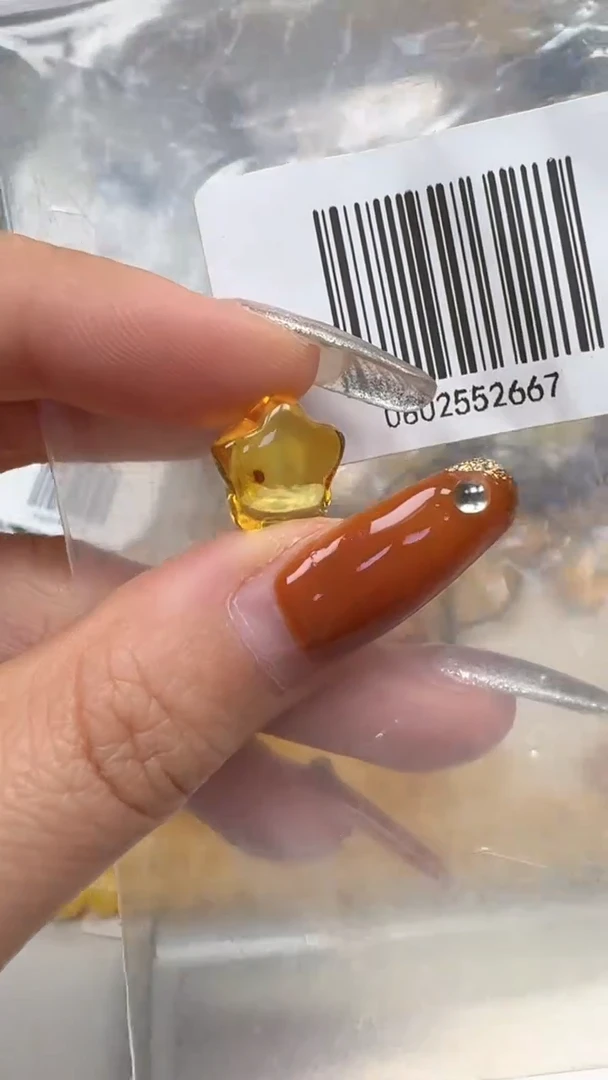 裸石琥珀未镶嵌如图