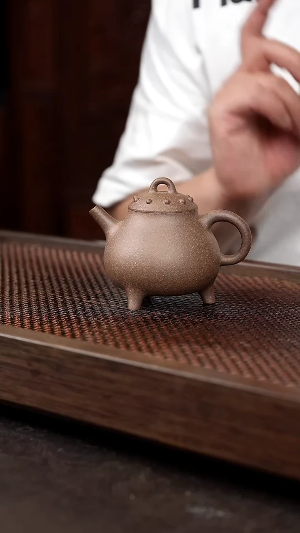 茶壶紫砂岩中泥三足鼎
