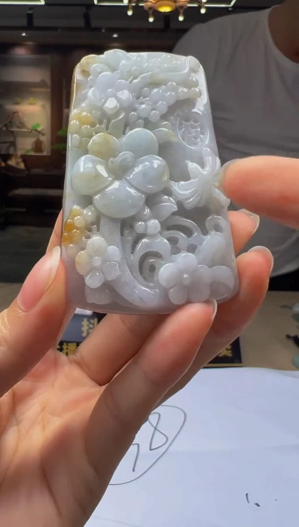 翡翠未镶嵌颈饰F2025-6-12-34