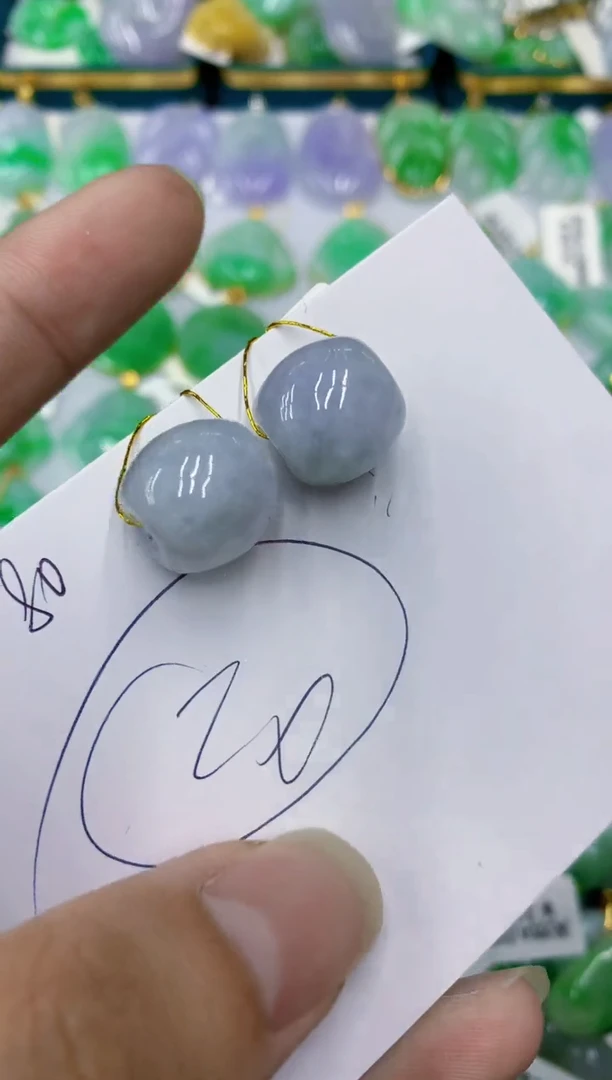 翡翠未镶嵌颈饰1111111111多样性发其一