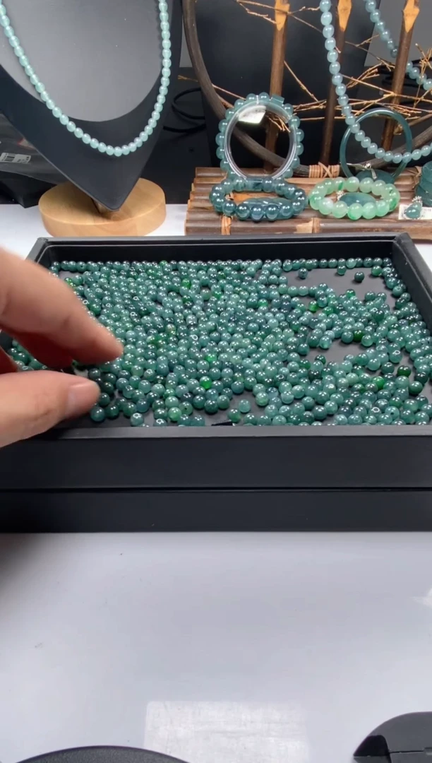 【闪购商品】翡翠手串未镶嵌多样性发货36颗卡5