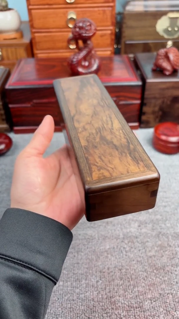 【闪购商品】老板娘推荐金丝楠长盒