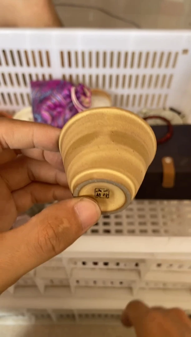 杯无运费险有瑕疵的有点脏介意勿拍