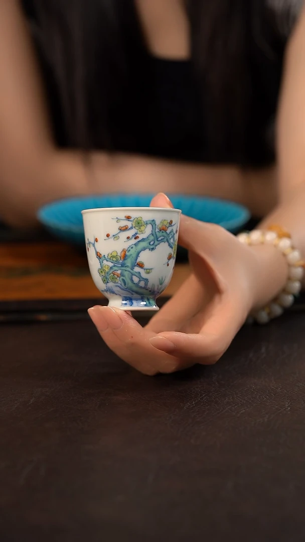 聚澜堂斗彩梅枝大闻香杯 银边