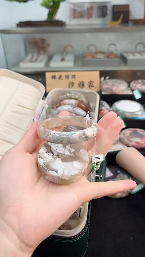 未镶嵌手镯石英质玉55圈口（赠品镯心）S92041