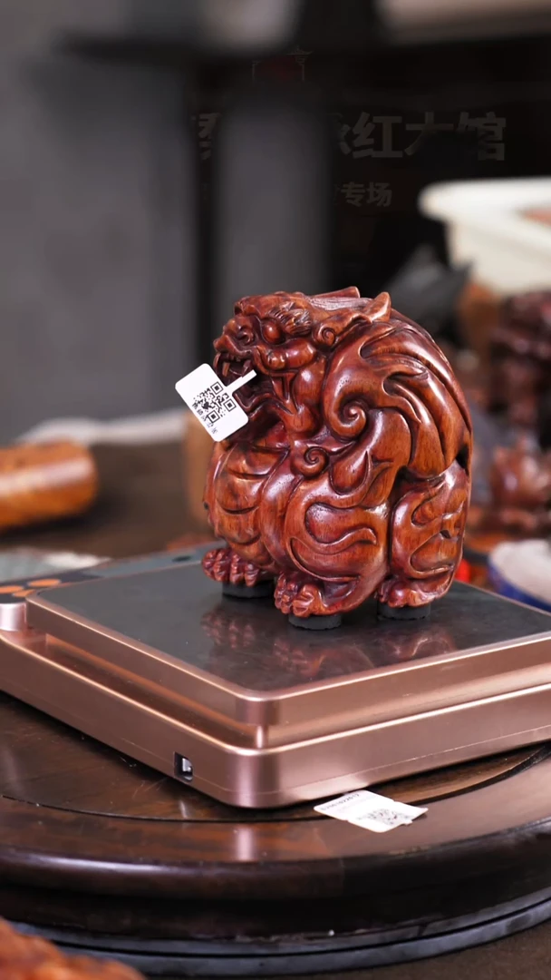 黄花梨/降香黄檀祥**石海南黄花梨摆件