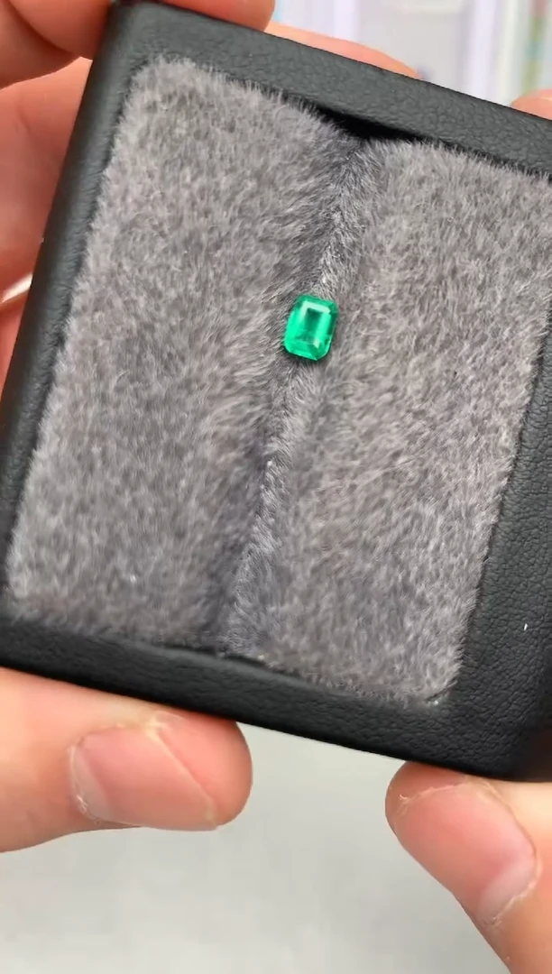 【闪购商品】祖母绿裸石未镶嵌30-18 精品祖母绿裸石