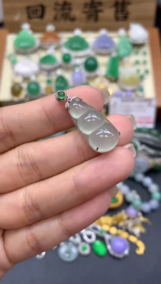 【闪购商品】翡翠颈饰18K金镶嵌152-中国好珍宝