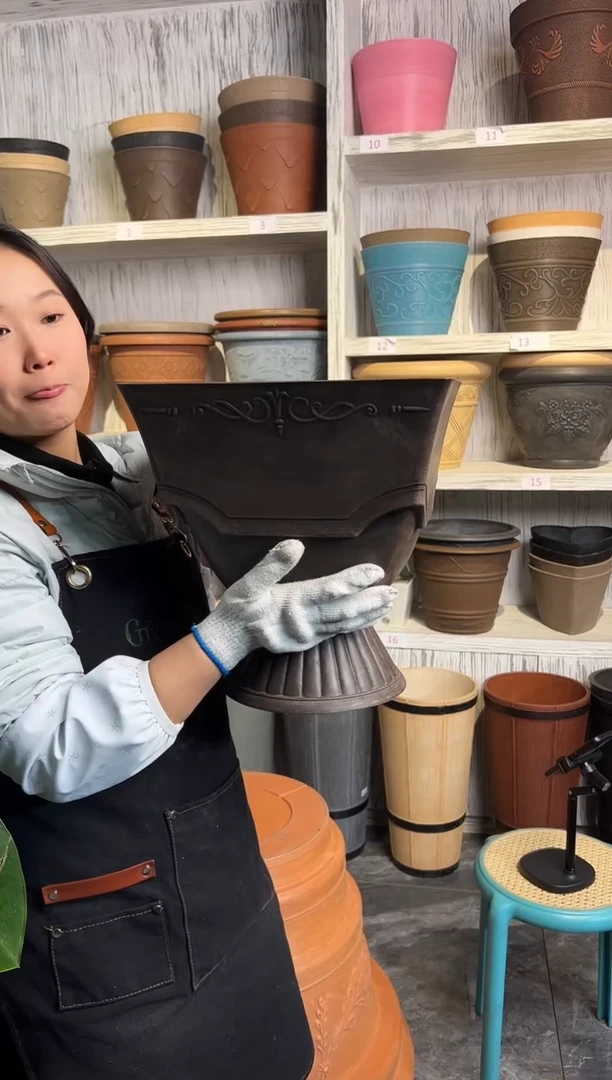 30*33/11C30/巧克力色方口杯型外贸强体花盆